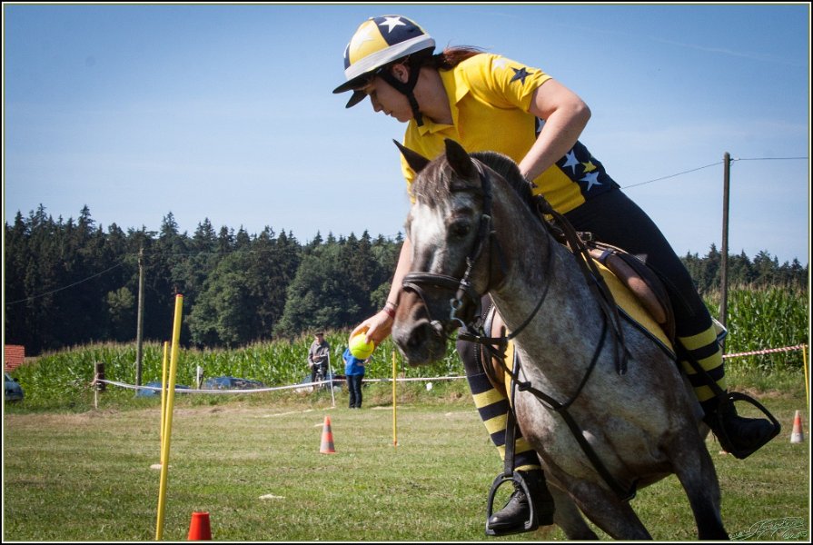 Mounted Games 070